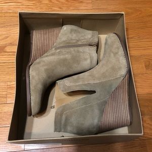 Lucky Brand Yabba Suede Sesame Wedge Booties